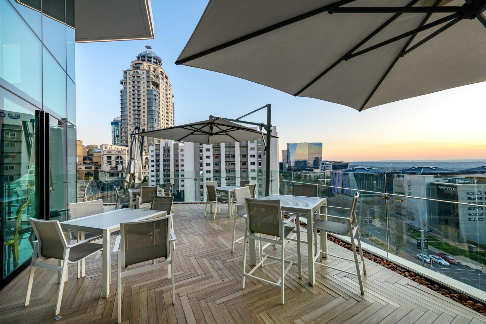 Hotel Sky Sandton Johannesburg Exteriör bild